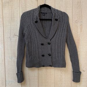 Sz M Banana Republic gray sweater great condition